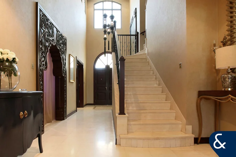 Extended Plot | Atrium Entry | Unfurnished63805356092418113