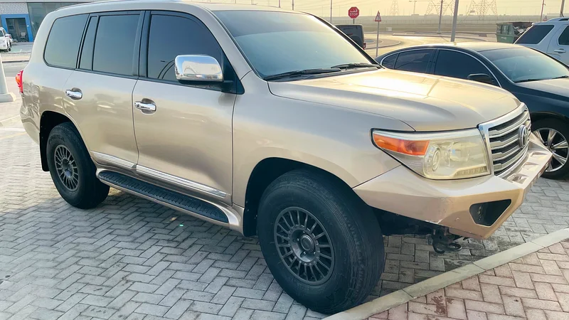 تويوتا لاندكروزر 2008 VXR V8 خليجي بحالة وكالة نظيفة جدا رقم واحد63699052421634112