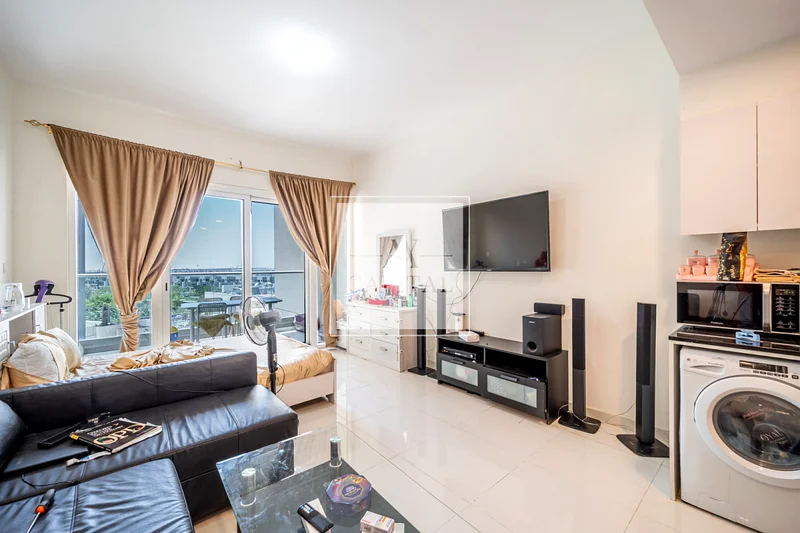Modern Studio | Fully Furnished | Middle Floor64005440186369111