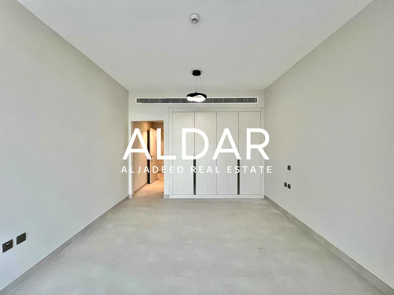 Brand New | Near Exit | Free Internet | Spacious63784114399105113
