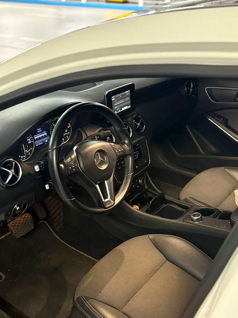 A 200 ديزل AMG بدون حوادث أو طلاء63700564166657114