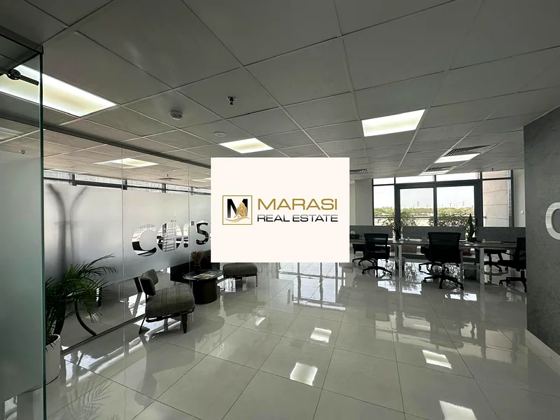 شاغرة | مواقف سيارات وافرة | تخطيط واسع63824479266051111