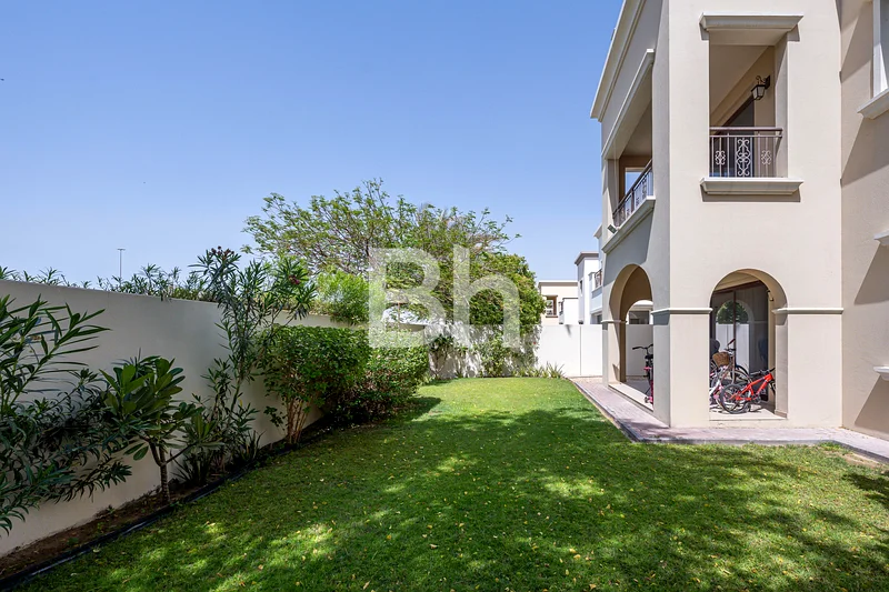 Spacious | Single Row | Available Now63727208262785112