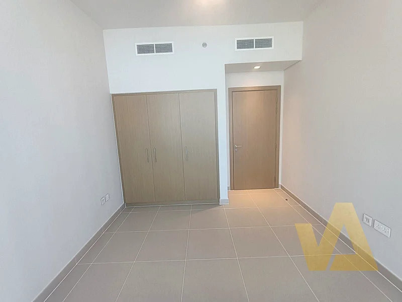 Gorgeous Creek View | Mid Floor | Spacious Layout64027240384770113