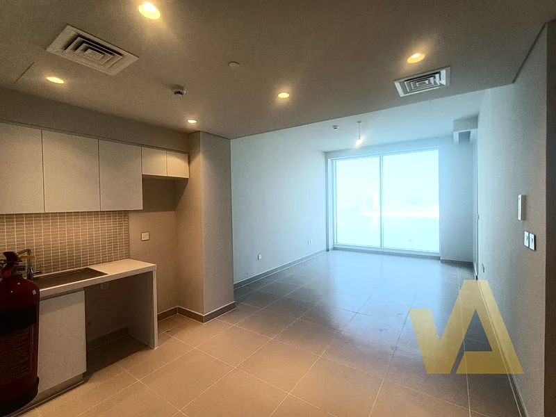 Gorgeous Creek View | Mid Floor | Spacious Layout64027240384770110