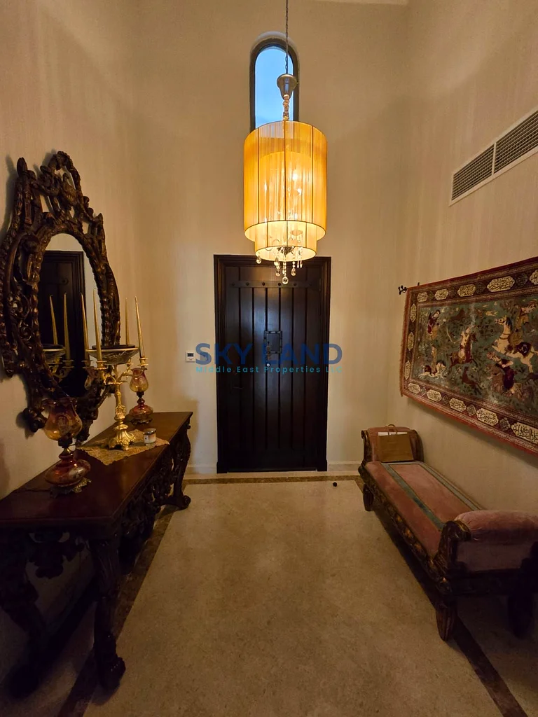 Luxury Furnishing | Corner Unit | Close to Community Club63850785210498112