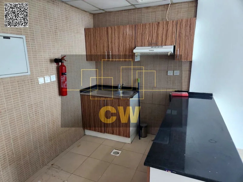 ONE PAYMENT 30K WITH PARKING PALACE VIEW63724042268163111
