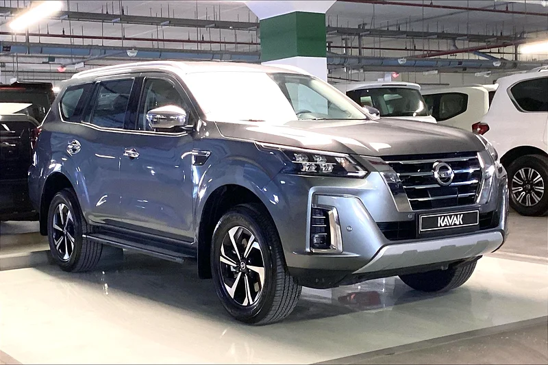 2025 Nissan Xterra Platinum  • Big Price Drop • Manufacturer warranty till 30-Jul-2028 • 43437063699054745475110