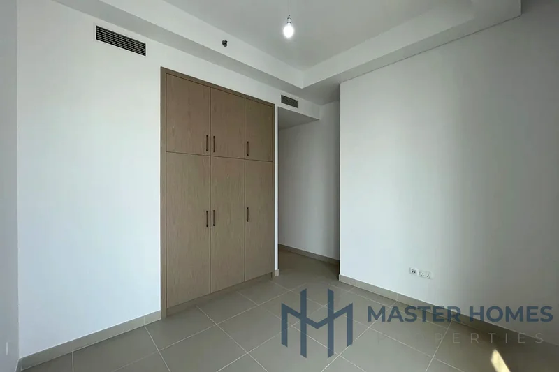 Big Layout| High Floor| Creek View64025379453185114