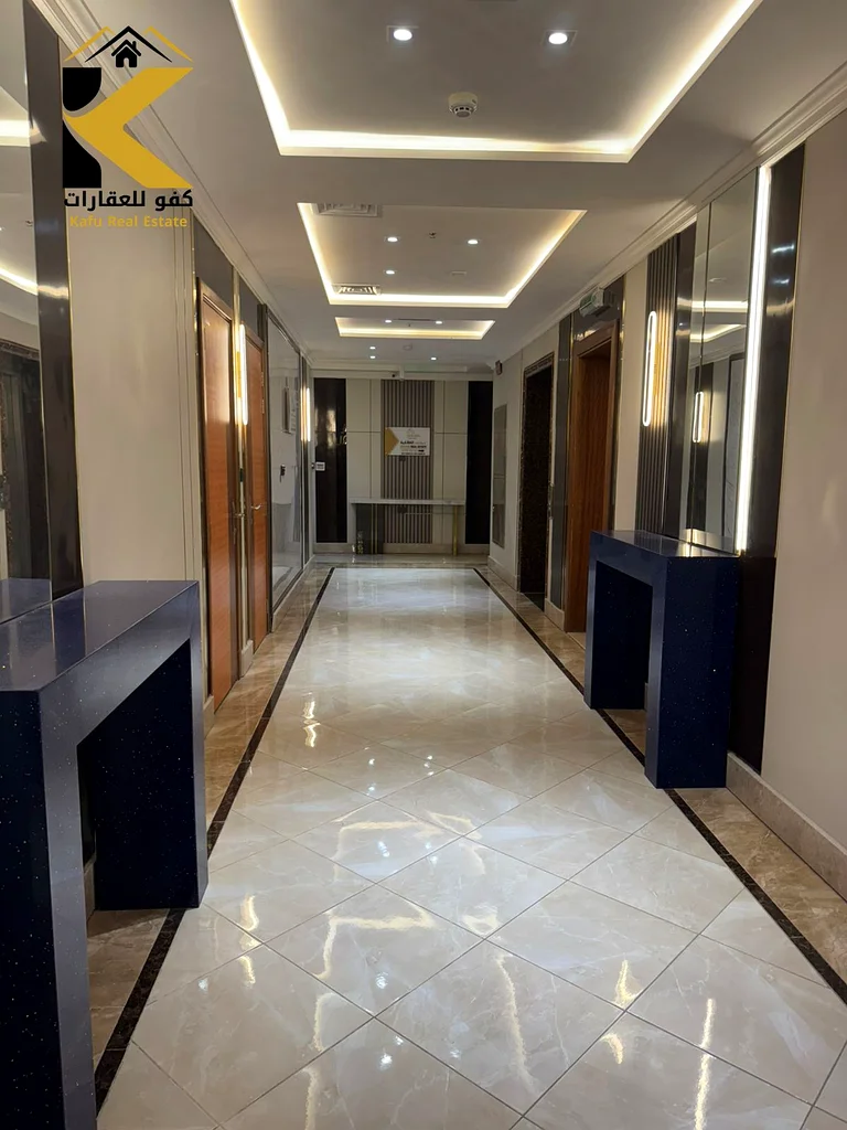 شقة واسعة بغرفة نوم واحدة للإيجار في الروضة بسعر معقول63723190621186112