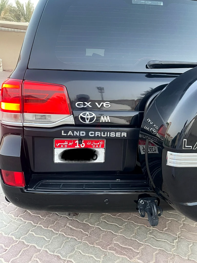 Abu Dhabi63699052436610111
