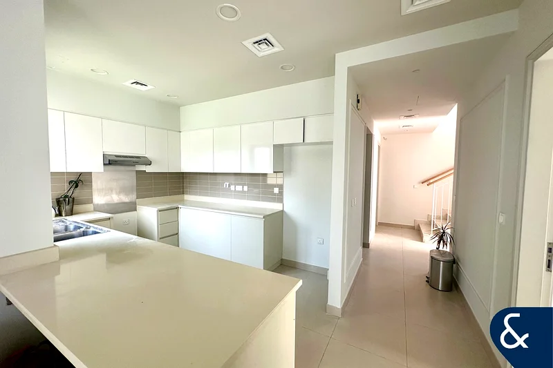 4 Bedrooms | Single Row | Ready | Maids63754830897793113