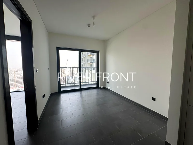 On High Floor | Ready to Move | Pool View63759461563906110