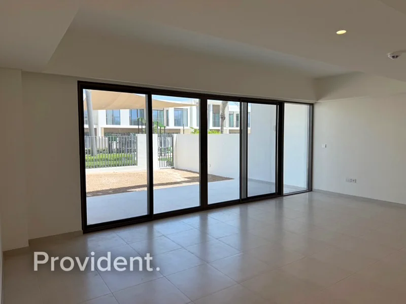Prime Location | Single Row | Park view63733234708993111