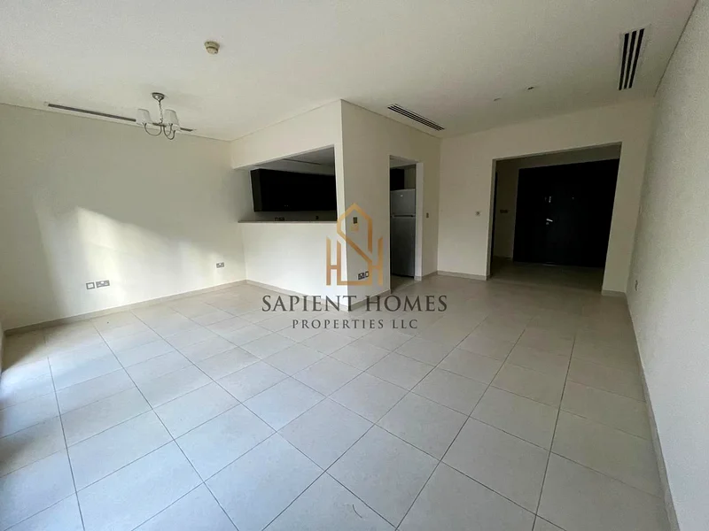 1 BR converted 2 BR ! Private Garden ! Vacant63782827011843110