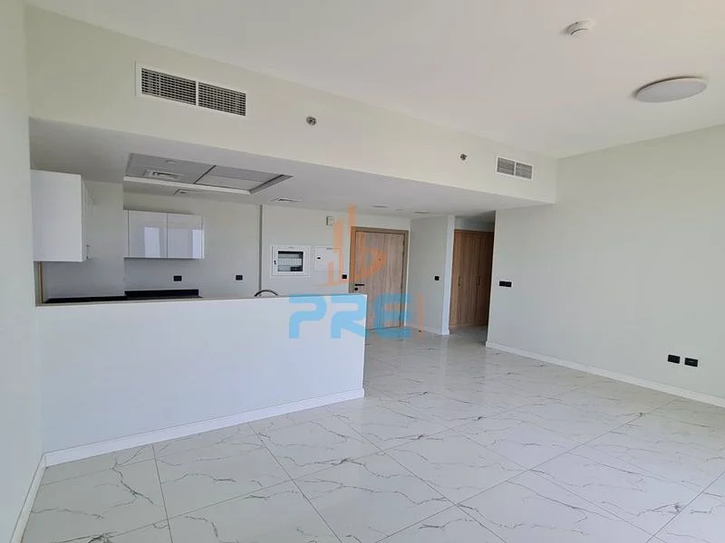 غرفة نوم واحدة مع شرفة | طابق عالي | بالقرب من المترو63941493468163112