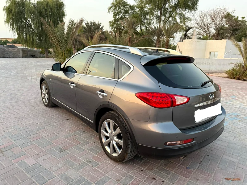 2015 QX 50، حالة ممتازة63699025624066112