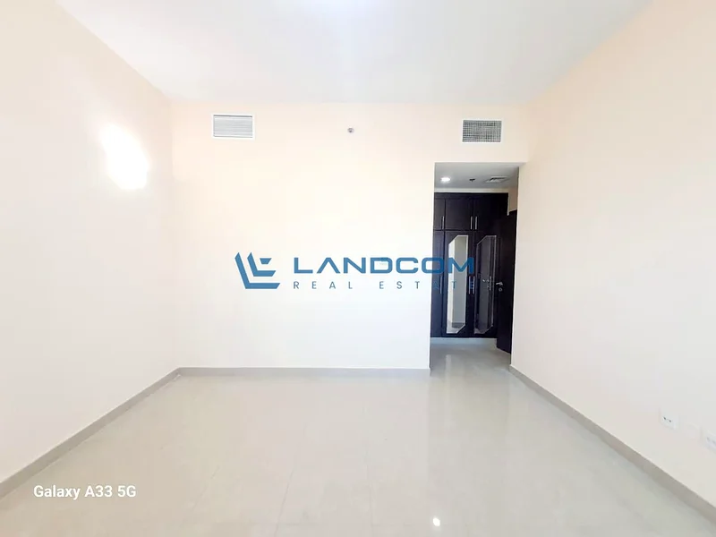 🏡 شقة واسعة مكونة من غرفتي نوم للإيجار في النهدة 2 - موقع ممتاز قرب داي تو داي! 🏡63757474589186112
