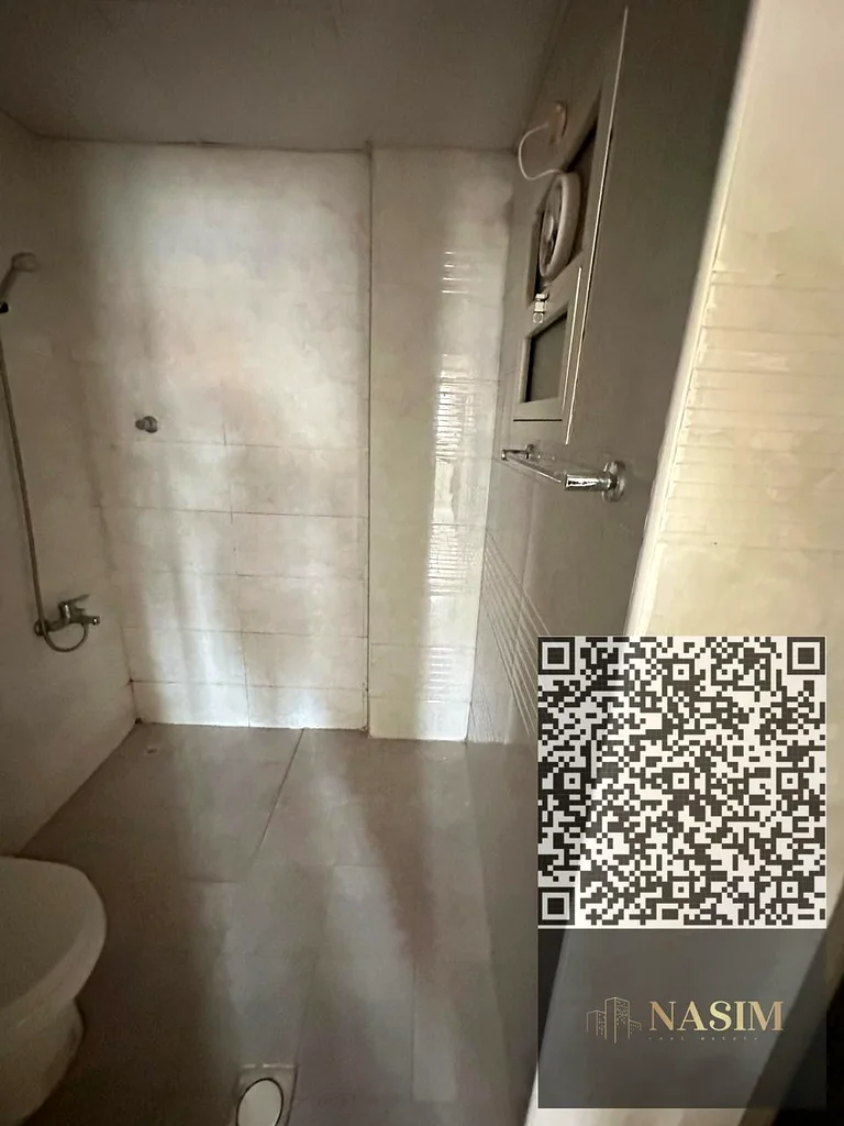شقة مكونة من غرفتي نوم في الجرف الصناعية 3 - موقع الشارع الرئيسي63810338169985114