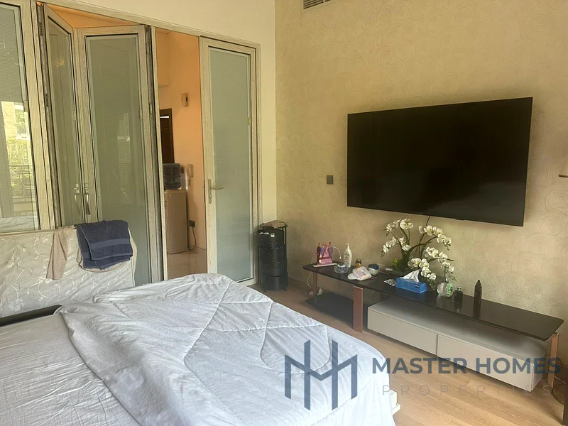 Elegant Converted to 2 Bedroom | Prime Location63765484104577112