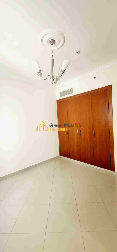 NO COMMISSION//HALL SEPARATE//PRIME LOCATION//GYM POOL FREE+10DAYS FREE+1BHK WITH ONE WASHROOM  AL TAWUUN SHARJAH63707962641281112