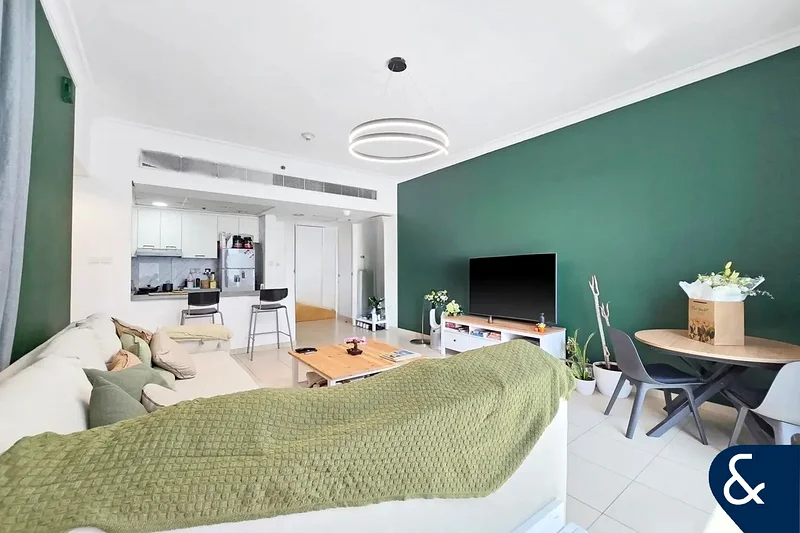 Furnished  | Vacant | Partial Canal View63789494277761111