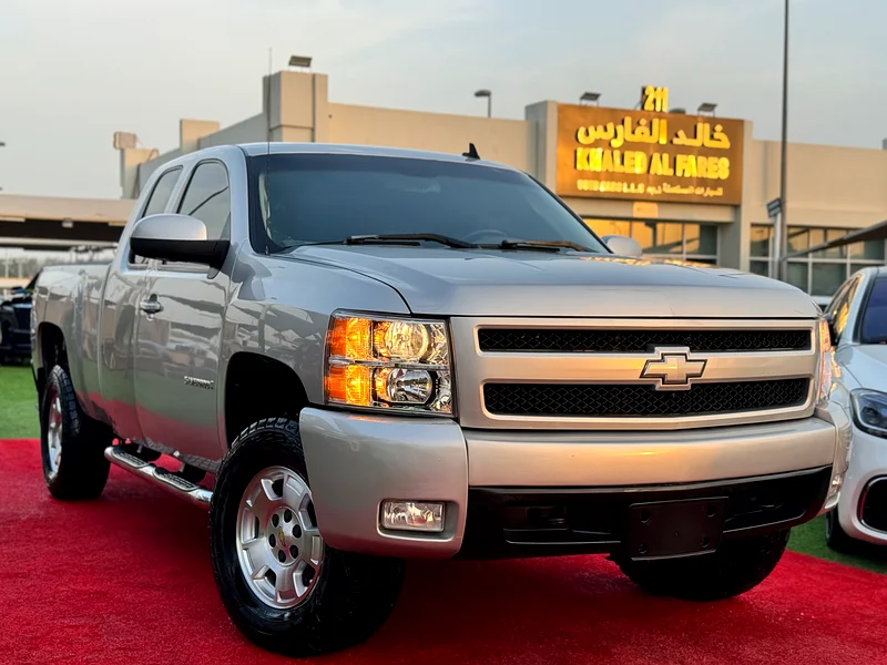 شيفروليه سيلفرادو LTZ بحالة فنيية ممتازة وسعر عرض ممتاز.63699025686019111