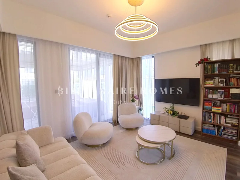 Furnished | Upgraded | Close to Pool63945705644673111