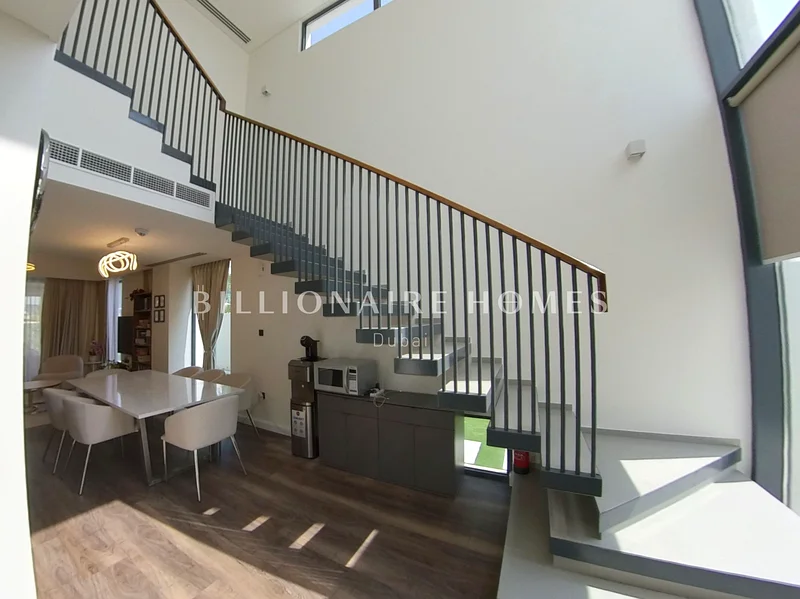 Furnished | Upgraded | Close to Pool63945705644673113