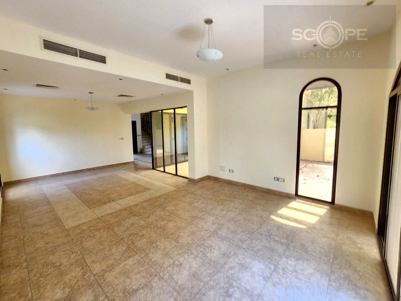 Outstanding Corner 4 Bed+Maid, Standalone, Naseem63731086361857113