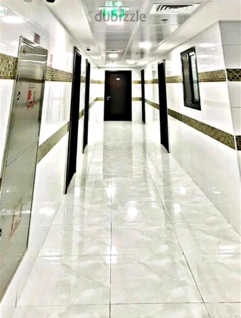 استوديو مع شرفة + مسبح + موقف سيارات مجاني للإيجار63742380690690113