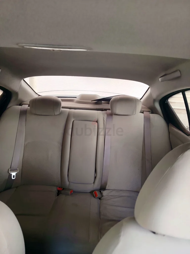 Nissan sunny Gcc 201363699058032643112
