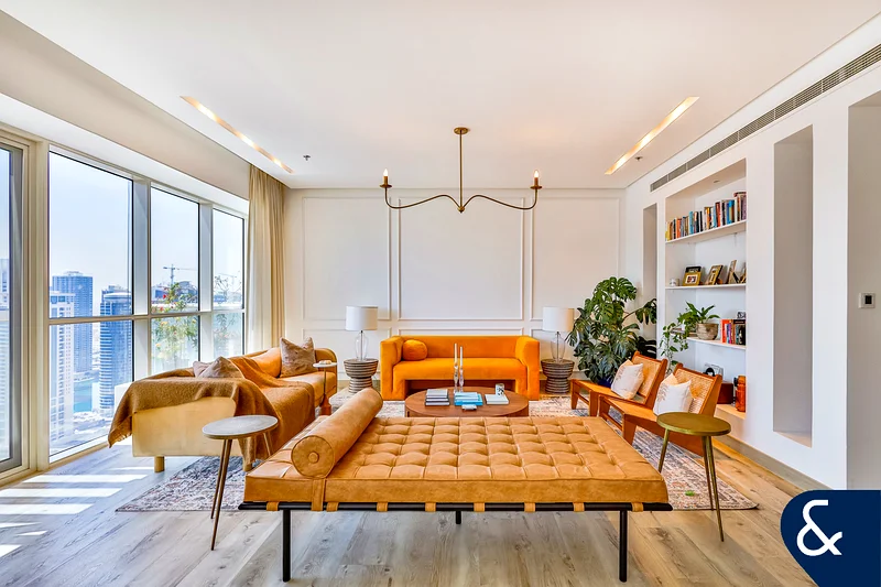Four Bed Penthouse | Upgraded | Half floor64037063400579112