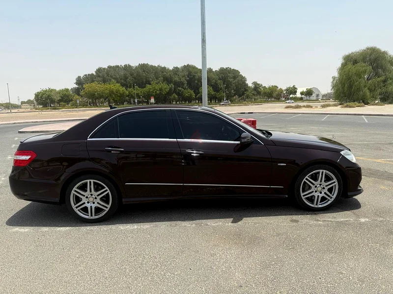 Mercedes E35063699043821699112