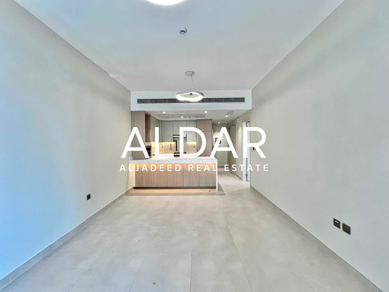 تصميم كبير | جاهز للانتقال | جديد بالكامل | واسع63784114390146112