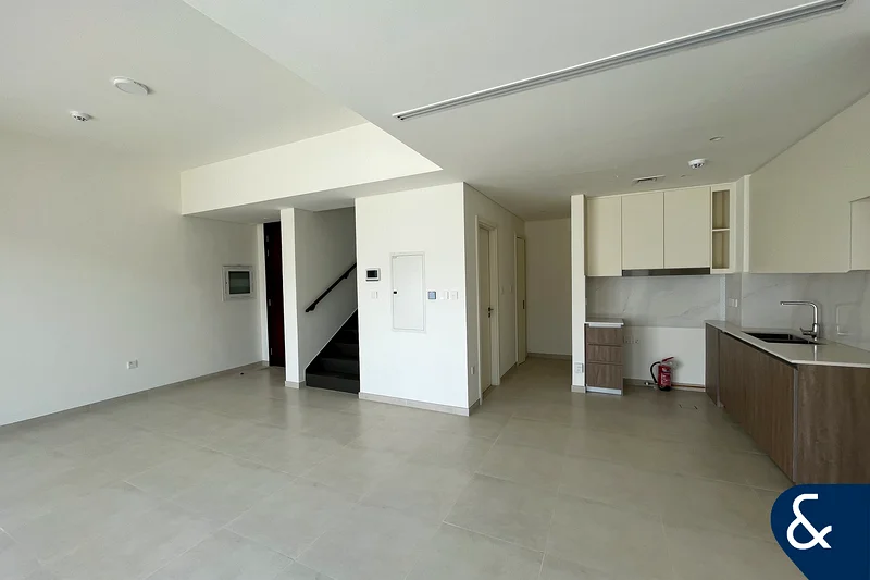 Brand New | Close to Pool | 3 Bed + Maids63807672489987113
