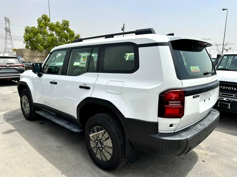 TOYOTA PRADO 2.8L DIESEL 2024 GCC URBAN(EXPORT ONLY)63700381068673112