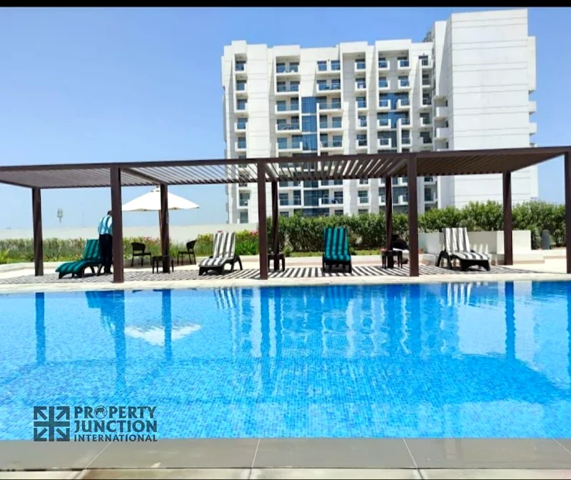 Available  October 1st  week  Chiller Free | Bright Unit63762023203970110