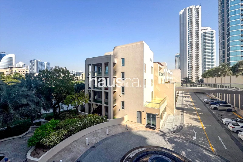 Vacant | Low Floor | Powder Room | Furnished63921492783105110