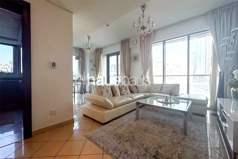 Vacant | Low Floor | Powder Room | Furnished63921492783105112