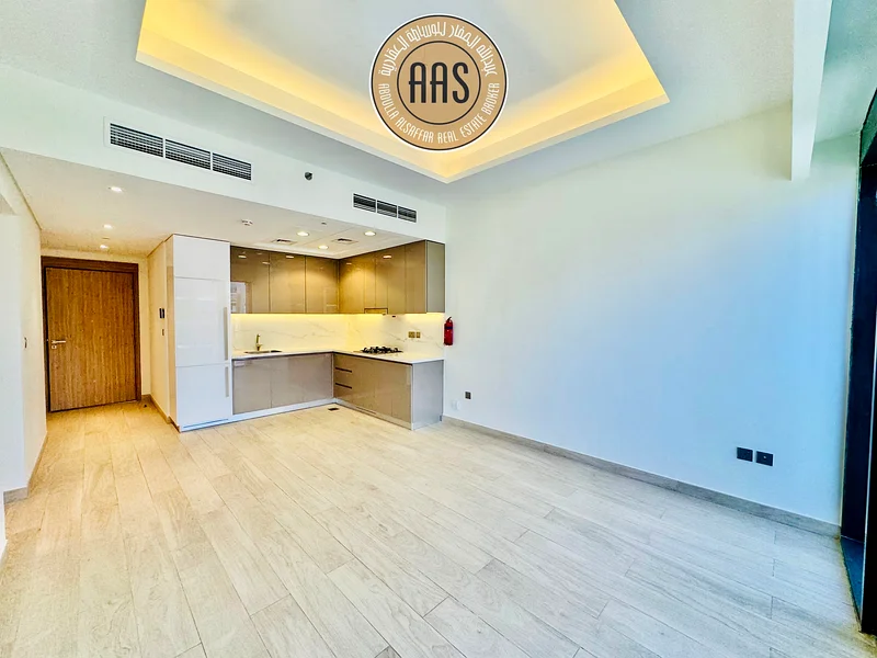 Boulevard Facing•Chiller Free•High ROI•Big Size Lavish 2Bhk•All Amenities63977183616130113