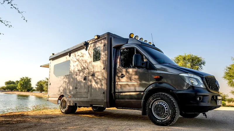 MERCEDES-BENZ SPRINTER 3500 CAMPERVAN – V6 بنزين أوتوماتيكي – 28,000 كم63699042071043110