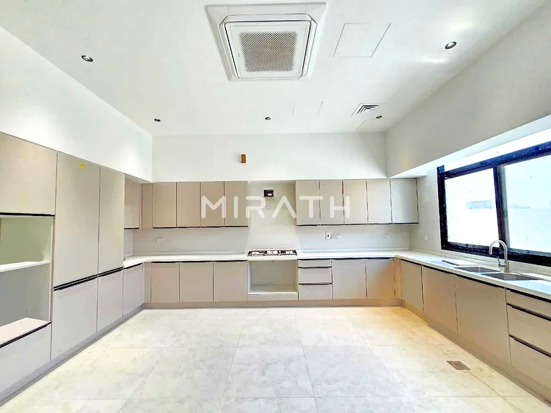 Ready to Move | Brand New Family Villa | Spacious63736149778689114