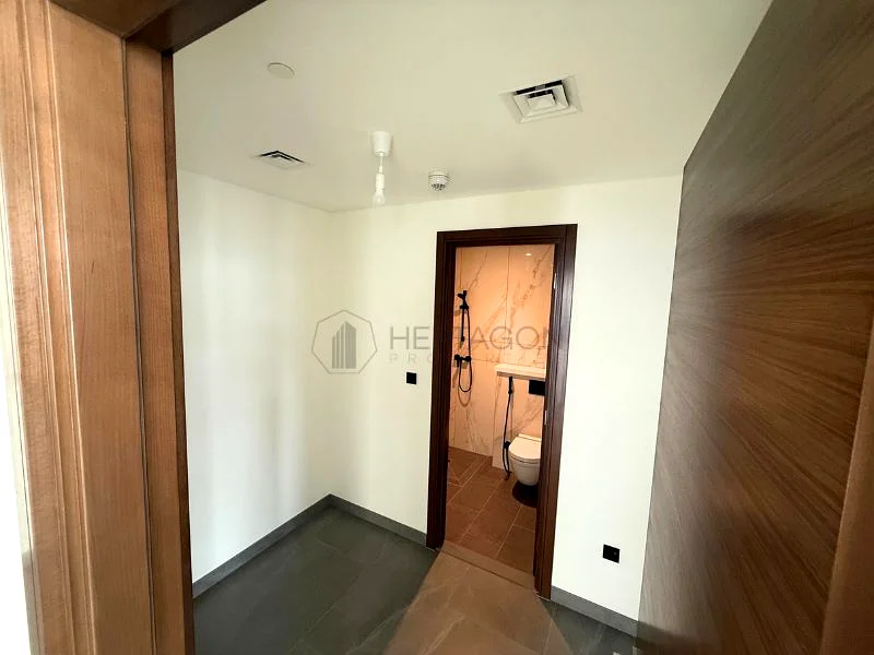 LOWEST PRICE |  DOWNTOWN, BURJ KHALIFA & CREEK VIEWS | READY63758747399043112