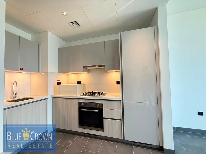 STUNNING VIEW || BRAND NEW BUILDING || PRIME LOCATION63759649650690112