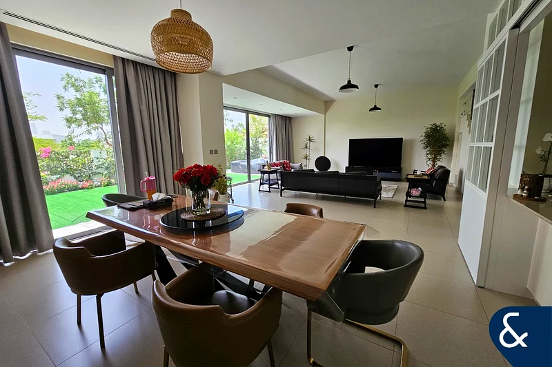 5 Bed | Upgraded + Extended | Single Row63761535845122112