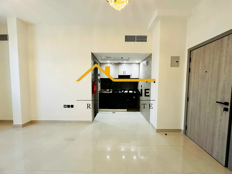 شقة جديدة بالكامل - استوديو مشرق || موقع ممتاز || سعر معقول || جاهزة للانتقال فورًا63706404225026114