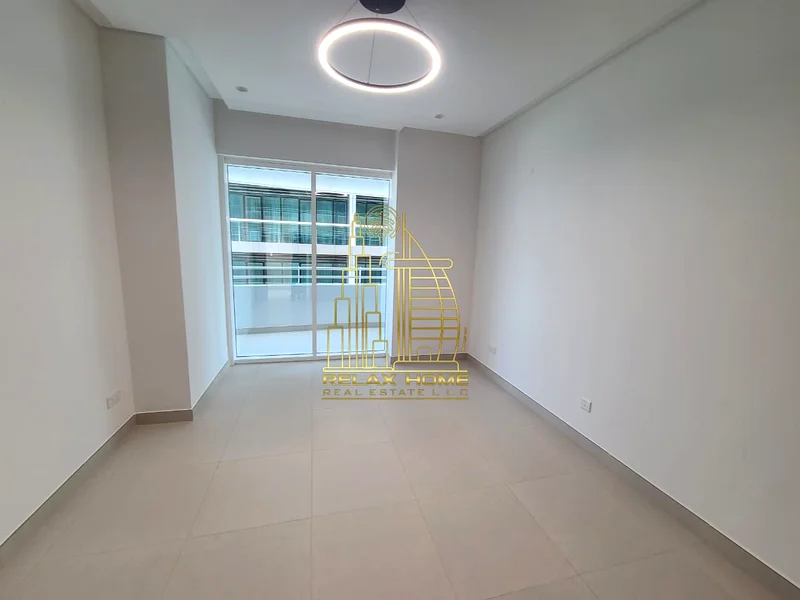 Specious 2BHK | Ready to Move | Gym & Pool | Near Metro Station63745372249987112