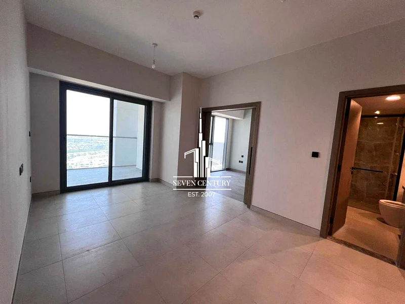1 غرفة نوم + غرفة دراسة | حياة عصرية | شاغرة63738668502402111