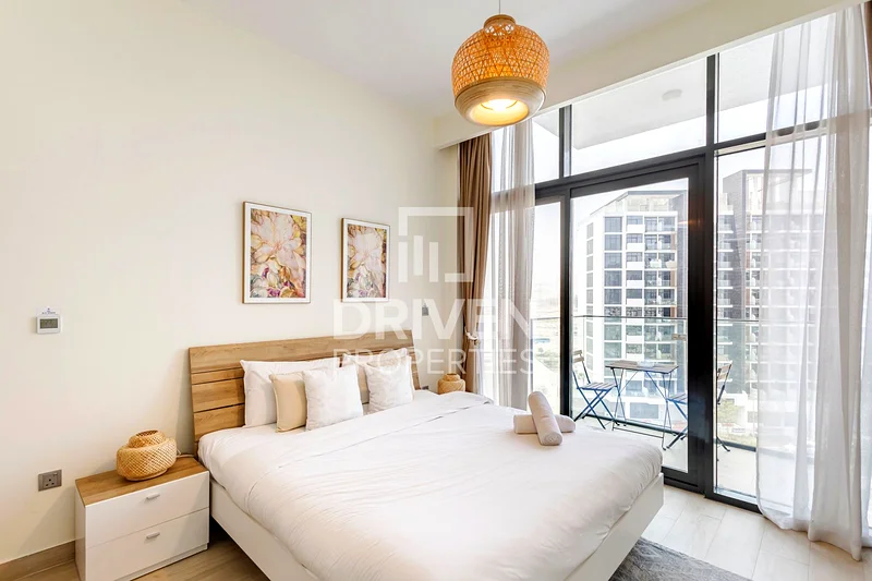 Modern Studio | Bright | Ready to Move In63802985693569113